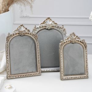 TU3Y Velvet Lining Jewelry Display Stand Three-dimensional Pattern Resin Jewelry Storage Rack Classic Flannel Lining Necklace Display Holder Jewelry