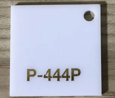 แผ่นอะคริลิคสีขาว ขนาด 30x40 cm มีความหนา 1-6 มิล