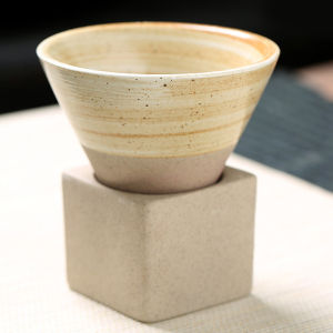 Ceramic Cone-Shaped Coffee Cup with Cube Base Coffee Filter Ceramic Tea Strainer Dripper Pour Over Funnel Cone Drip Pot Cups Basket Manual Japanese Brewing Cup Infuser Latte Cappuccino Tea Espresso Tapered Mug Birthday Gift
