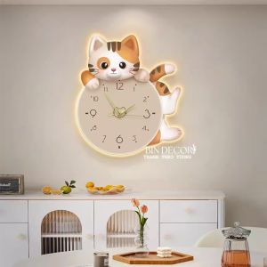 (ẢNH THẬT) Tranh đồng hồ đèn led mèo con dễ thương uv mặt mica sáng bóng kèm đinh treo