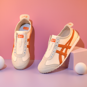 2024 original tiger shoes mens and womens classic fashion sports shoes comfortable and versatile casual shoes lightweight and breathable canvas shoes beige/orange