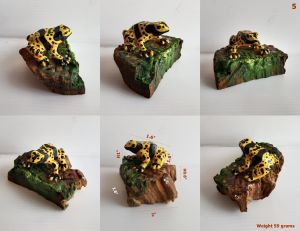 กบเรซิ่นตั้งโชว์บนฐานไม้ แต่งสี สไตล์วินเทจ ของแต่งบ้าน/โต๊ะทำงาน มี 6 แบบให้เลือก