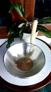 Wajan Sunduk Gagang Kayu & Penggorengan Alumunium 24 cm Handmade