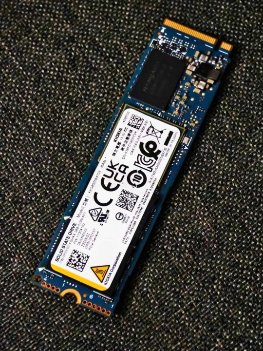 KIOXIA XG8 M.2 NVME SSD 4TB◇健康状態100% 4TB Kioxia XG8 M.2 2280
