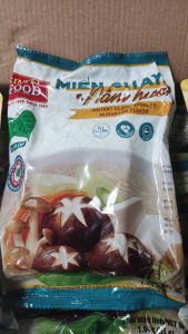 Thùng 15 gói miến chay nấm hương - lá bồ đê