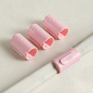 4Pcs Bed Sheet Gripper Anti-Slip Durable Sheet Clip Fastener Bed Cover Clamp for All Mattresses