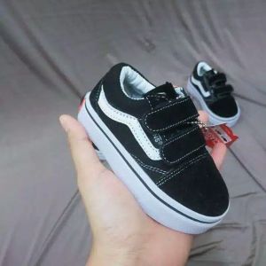 SEPATU ANAK ANAK SEPATU SEKOLAH SEPATU LAKI LAKI SEPATU PEREMPUAN SEPATU CEWEK SEPATU COWOK SEPATU SNEAKERS ANAK