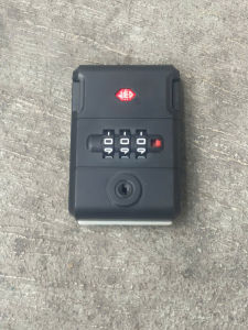 Khoá số vali nhôm 74x51mm