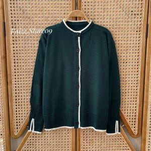 Cika Cardigan Knitwear Wanita Motif Belahan Tangan