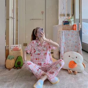 ชุดนอน เสื้อแขนสั้น + กางเกงขายาว คอตตอนผสมการ์ตูน ผ้านิ่มมาก กระดุมหน้าคอปก ฟรีไซส์ G60