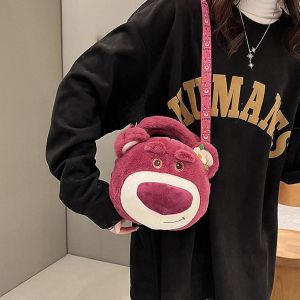 [HÀNG SẴN] Túi Xách Đeo Chéo Gấu Dâu Tây Đính Hoa Disney Mẫu Mới Nhất Độc Lạ Dễ Thương Cho Bạn Nữ