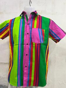 สินค้ามีพร้อมส่ง เสื้อ เสื้อเชิ๊ตลำลอง เสื้อย้อนยุค แฟชั่นผู้ชาย  เสื้อแหยมยโสธร เสื้อสงกรานต์ เสื้อลายดอก เสื้อผ้าผู้ใหญ่ เสื้อผ้าผู้ชาย สามารถใส่ได้ทั้งชาย-หญิง