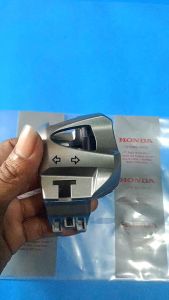 Holder kiri rumah saklar kiri Honda Scoopy K2F GenioBeat streed