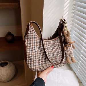 TAS SELEMPANG WANITA IMPORT / TAS BAHU WANITA IMPORT / TAS FASHION WANITA IMPORT KEKINIAN