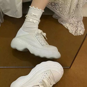 ถุงเท้าโบว์สตรีสตรีทแวร์ ถุงเท้าสีตัดกันสำหรับผู้หญิงลำลอง ถุงเท้าโบว์สตรีน่ารัก