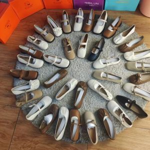 Free Shipping Custom-Made New Round-Toe Versatile Slip-On Shoes With A Bow And Soft Sole Fashionable Flats And Comfortable Shoes For Mothers
