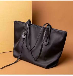 Myzan Store - COD (( tote api )) Tas Tote WAnita Tas 2022 model Cewe Baru Viral Tas Kondangan wanita Mewah Tas Wanita Dewasa Model Terbaru 2022