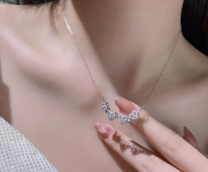 Kalung Wanita Fashion Anti Karat Model Terbaru dari Titanium Berkualitas Tinggi - Aksesoris Elegan