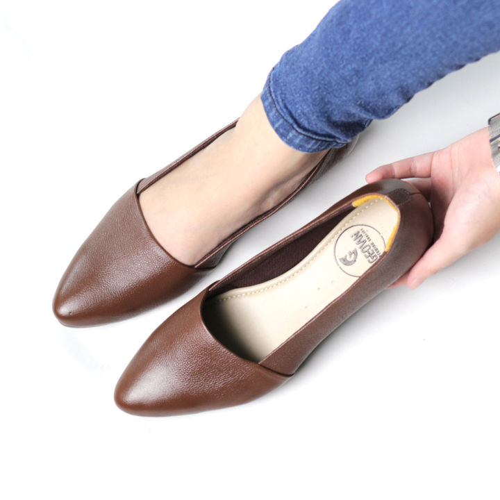 Geovani Sepatu Wanita Basic Flats Shoes Kulit Coklat Annabelle Lazada  Indonesia