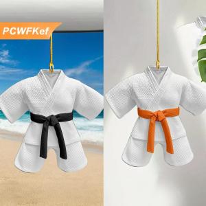 【PCWFKef】 ชุดเทควันโดแบบใหม่จี้อะคริลิก2D แบนเหมาะสำหรับจี้กระจกมองหลังของรถยนต์2ชิ้น