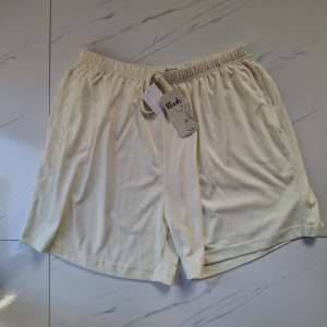 WOMENS HOUSE SHORTS SMALL TO PLUS SIZE