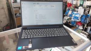 Máy tính xách tay Lenovo Ideapad 3 i5-1235U/8GB DDR4/512GB SSD/15.6" (đã qua sử dụng)