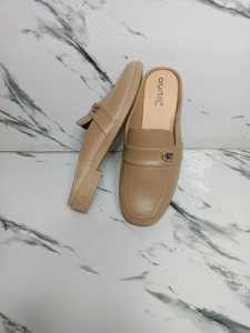 Sandal slop karet wanita bustong terbaru import
