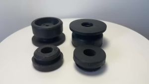 Rubber Upper Lower Radiator Cushion Mount Bushings for Honda Replacement for Civic CRV HRV Odyssey 4pcs 74173-SJ4-000 74172-SM4-000