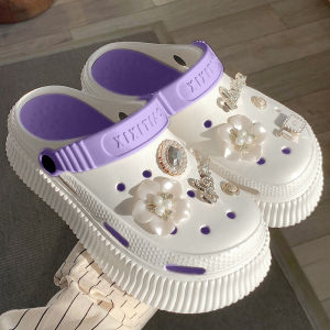 Xishop สินค้าขายดี รองเท้าแตะผู้หญิง ทรงหัวโตดีไซน์แฟชั่น ใช้งานดีพื้นไม่หนามาก วัสดุเป็นยางนิ่มน้ำหนักเบา ใครชอบพื้นนิ่มๆยวบๆ ตัวนี้ตอบโจทย์ จัดส่งไปพร้อมตัวติดลายในรูปภาพเลย