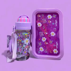 Kotak makan Smiggle dan tempat minum satu set / lunch box satu set -2005/2006