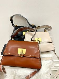 Tas Wanita Branded Sling Bag - Tas Selempang