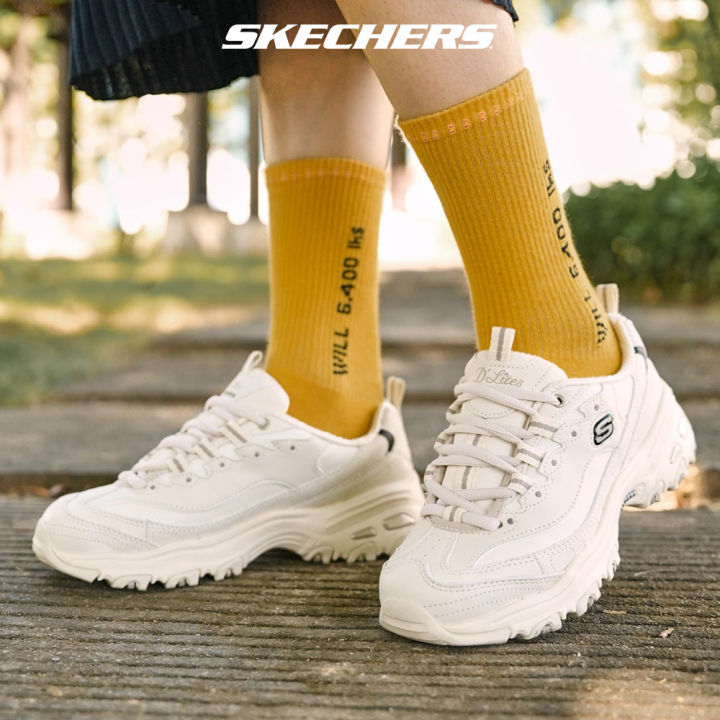 Lazada hot sale skechers shoes