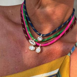 J9YXDU Geometric Square Rhinestone Choker Cord Chain Imitation Mozambique Zircon Pendant Necklace Simple Charm Rhinestone Collarbone Chain Women