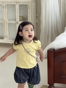 Baby summer thin childrens clothing 2026 Korean-style childrens clothing for girls with heart-shaped short sleeves T T-shirt and shorts set