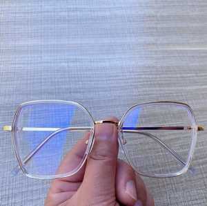 WE Kacamata Photocromic Korea Anti Radiasi Blue Ray 2 In 1 Photochromic Gaya Korea Bentuk Bulat Oval Square Bahan Metal untuk Pria dan Wanita K18 2019