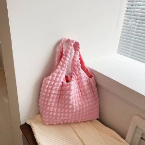 กระเป๋าสะพายข้างลายก้อนเมฆ ใบใหญ่ ใส่ของได้เยอะ