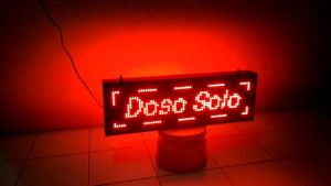 Running Teks Setting by HP Dua Muka 70 x 20 cm Outdoor dan Indoor Iklan Tulisan Berjalan Doso Solo LED