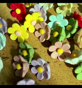 20/30Pcs Sunflower Push Pins Drawing Pins Cork Notice Board Pins Thumb Tacks for Display Picture Notes Memos Files