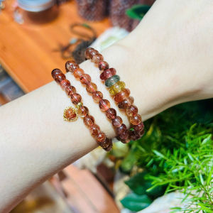 vòng tay nữ dáng chuỗi đá thạch anh tóc đỏ tự nhiên mix đồng điếu tam tai thạch anh tóc vip và charm trái tim tóc đỏ bọc vàng tây vòng tay đá phong thuỷ hợp mệnh thổ mệnh hoả trang sức thiết kế đủ hoá đơn thẻ bảo hành