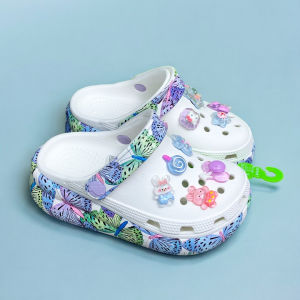 Dép Cross Classic CUTIE Sục Sandal Xăng đan đế cao Họa tiết Bướm cho bé gái trẻ em HannaKids Cros Kids Crush Butterfly Clog Trắng