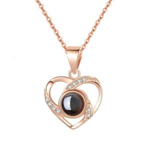 Fashion Necklace Simple Heart Necklace Projection Necklace Stainless Steel Texture Suitable for Couples and Lover Present