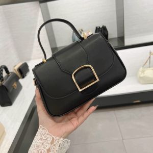 Túi đeo chéo nữ size 21.5cm Ck2-80781718