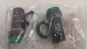 [HCM]Nút nhấn có đèn XB7NW33M1 Schneider phi 22mm Đèn xanh 220V 1NO