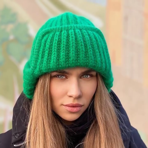 หมวกเครื่องบินทิ้งระเบิดรัสเซียถักหมวกคนดักสัตว์ถักหมวกไหมพรมปิดหูถักสำหรับผู้หญิง Topi Pelindung Telinga ฤดูหนาว Topi Bucket หมวกโครเชท์