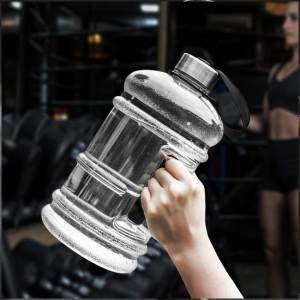 2 L PETG Portable Size Large Capacity Water Bottle Outdoor Fitness Training Sports Training Drinking Bottle Shaker Bottle