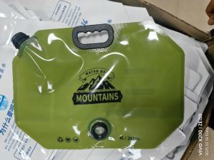 Thickened Food Grade Water Storage Bag - Camping Emergency Supplies - Foldable Large Capacity Water Pouch - 8L Outdoor Folding