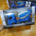 Đồ chơi trẻ em Xe chở xi măng (xe bồn, xe trộn bê tông) siêu to màu xanh mô hình xe cỡ lớn có tay quay và thùng trộn xoay được vật liệu. 