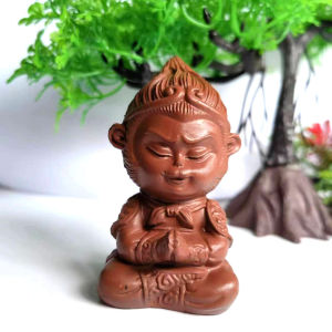 Mô hình tượng Tôn Ngộ Không ngồi thiền và chắp lễ dùng trang trí hồ thủy sinh cá cảnh