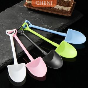 [COD] CHENJ ช้อนตักไอศครีมขนาดเล็กที่ใช้แล้วทิ้ง100ชิ้นช้อนขนมหวานพลาสติกเกรดอาหารร้านเค้กอุปกรณ์บนโต๊ะอาหารอุปกรณ์บนโต๊ะอาหาร