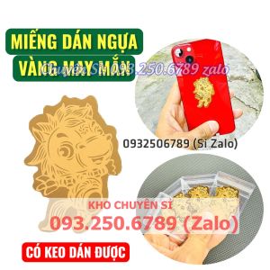 Ngựa Thần Tài chiêu tài lộc - Có keo dính có thể dính ở lưng điện thoại hoặc để trong ví hoặc điện thoại.